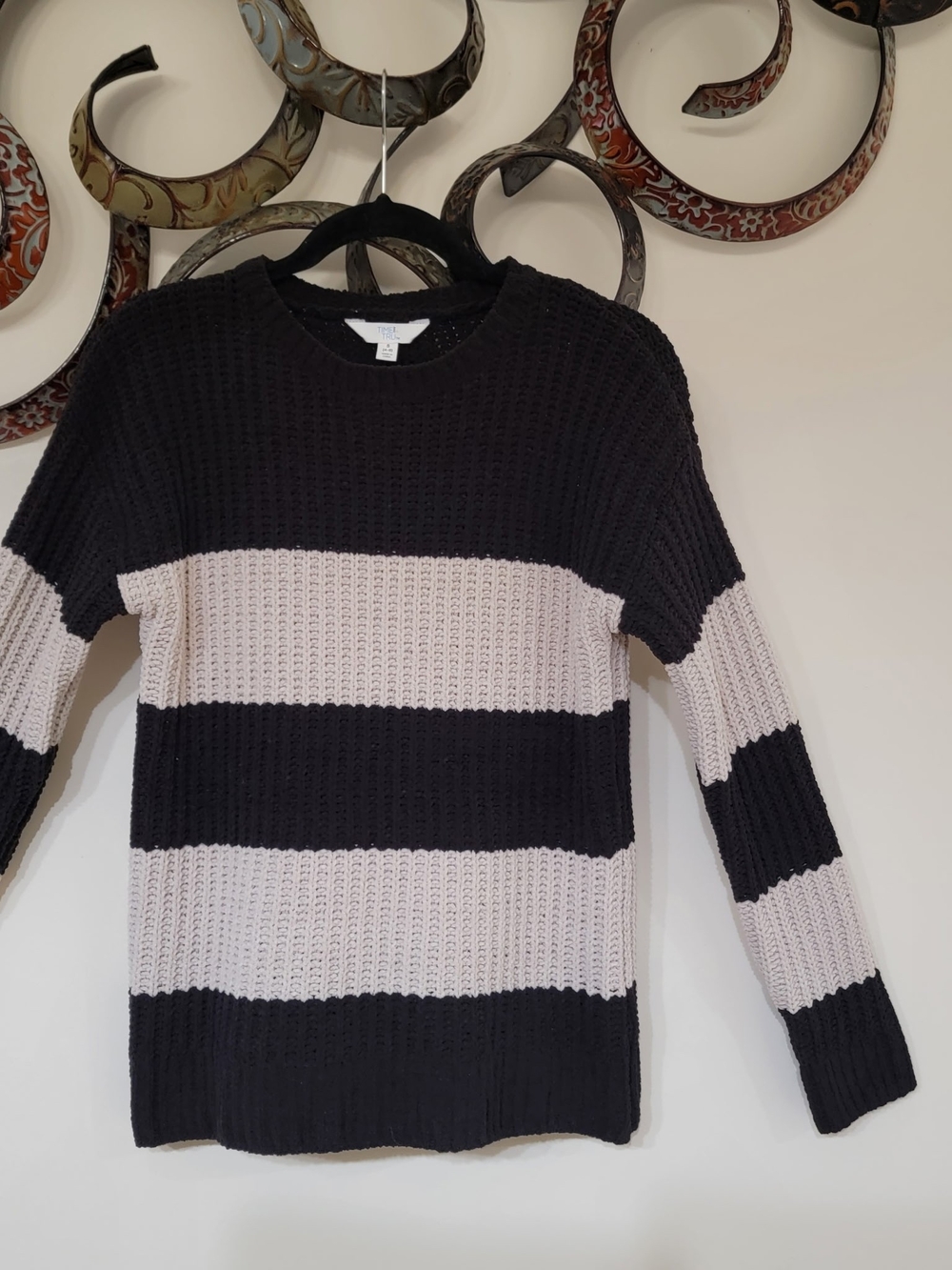 Time and Tru Black Chunky Rib Knit Sweater